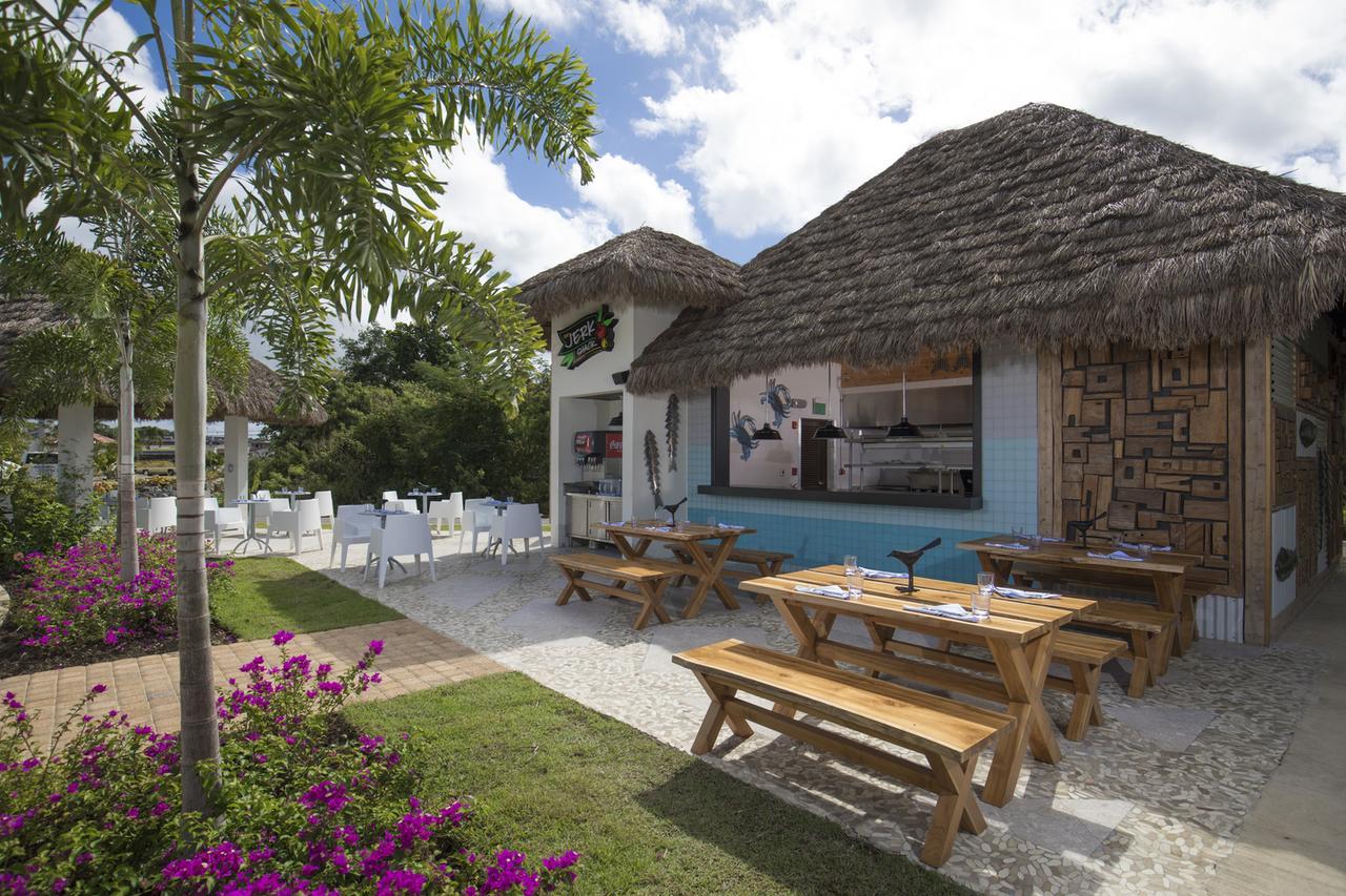 Hotel Sandals Royal Barbados All Inclusive - Couples Only Oistins Exterior foto